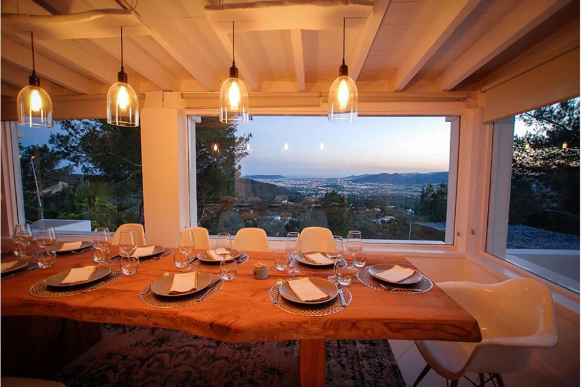 Villa With Amazing Views Over The Hill Can Furnet 외부 사진